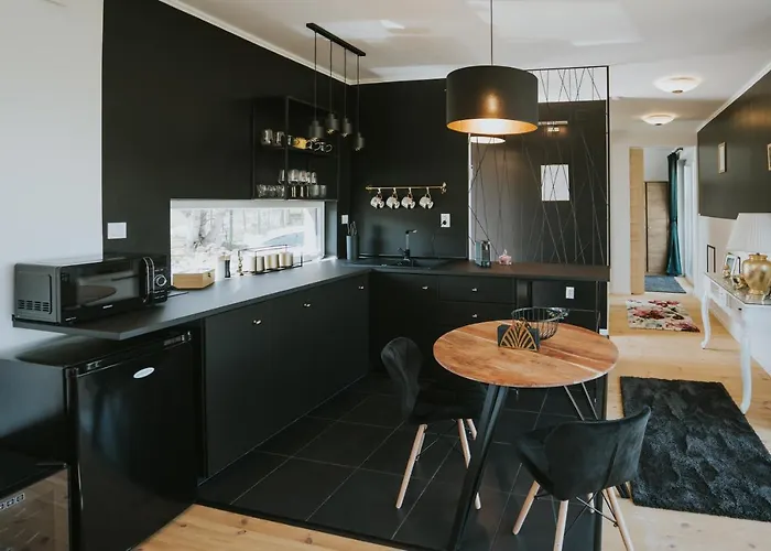 Halacs Homes- Boutique Cabins, Boutique Ferienhaus Balatonalmádi