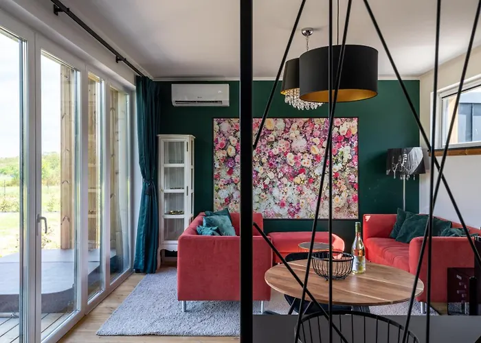 בית נופש Halacs Homes- Boutique Cabins, Boutique Balatonalmádi