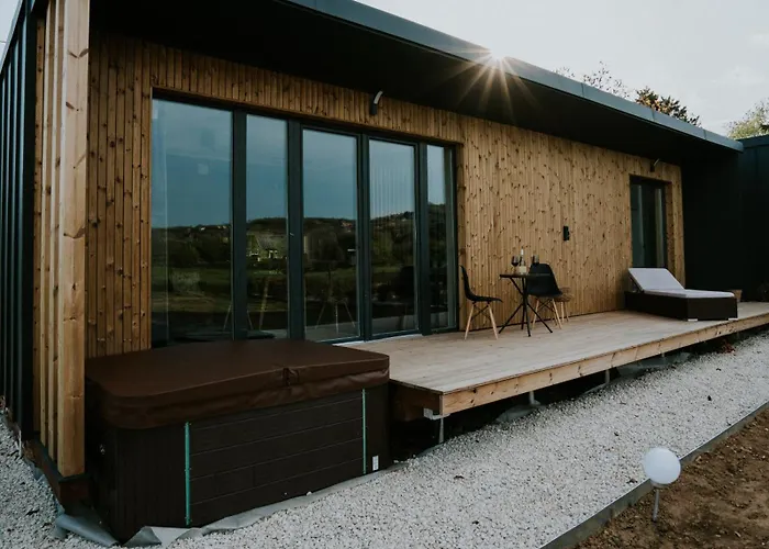 Halacs Homes- Boutique Cabins, Boutique Дом отдыха Балатональмади